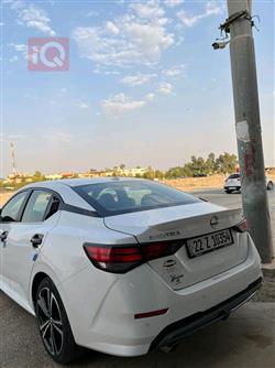 نیسان سێنترا